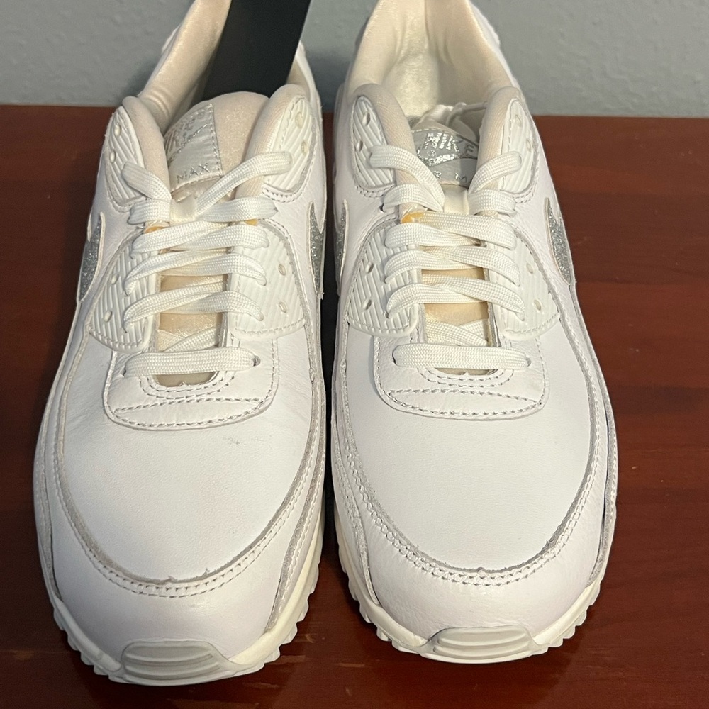 Nike White and Silver Air Max 90 Excellent Condition Pre Owned - Picture 6 of 8